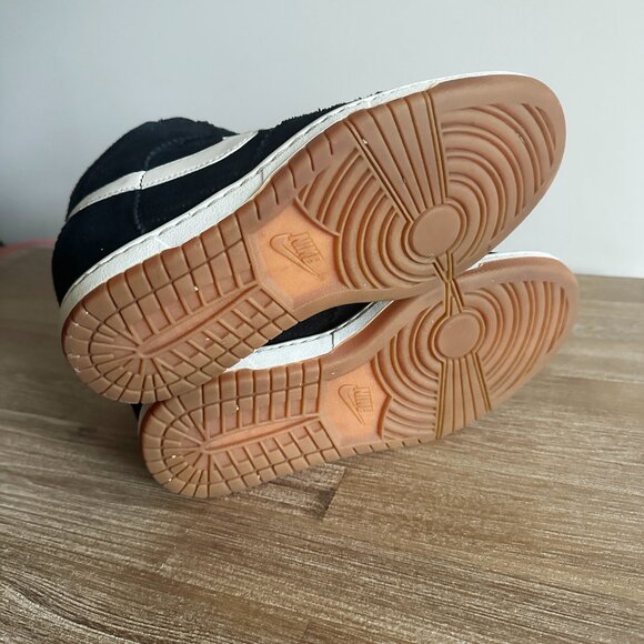 Nike Dunk Sky Hi Suede Wedge Sneakers Womens Size 7.5 Black and White in Box - Picture 5 of 8